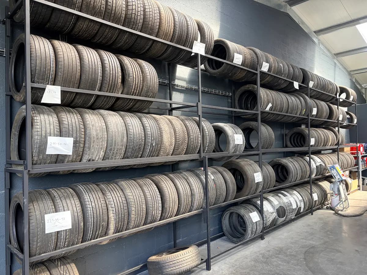 Pneus neufs et occasions — FC Automobiles, Moyvillers