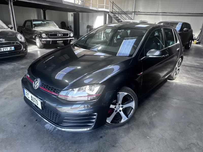 Volkswagen Golf Vii Golf GTI 2.0 Tsi 220 Dsg